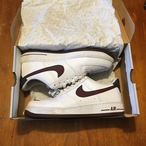Nike Air Force 1 ‘07 White Night Maroon Low Tops